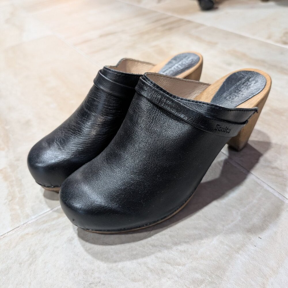 SANITA Danish Clogs Black Leather Wood Foot Bed 8 - 8.5